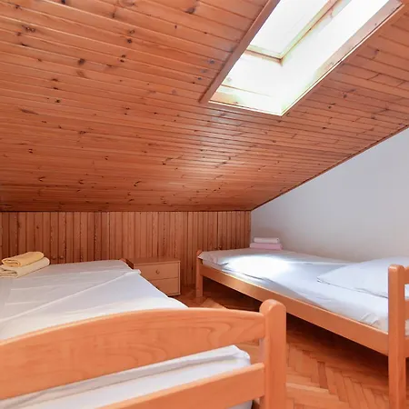 Nera Apartment *