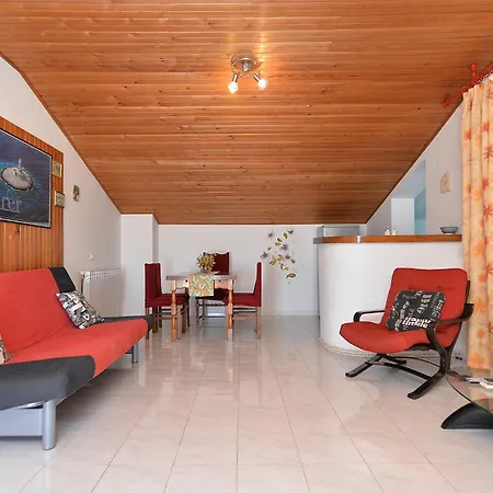 Nera Apartment *