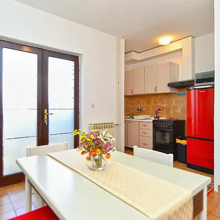 Nera Apartment