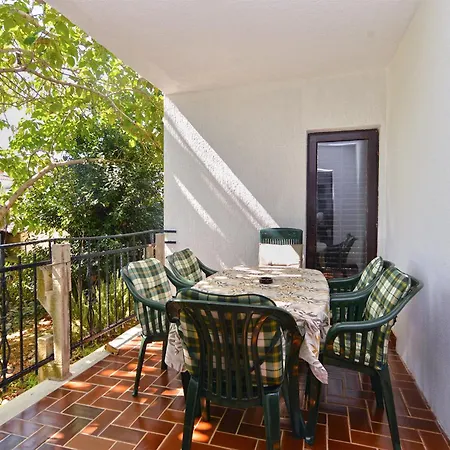 Nera Appartement Fažana